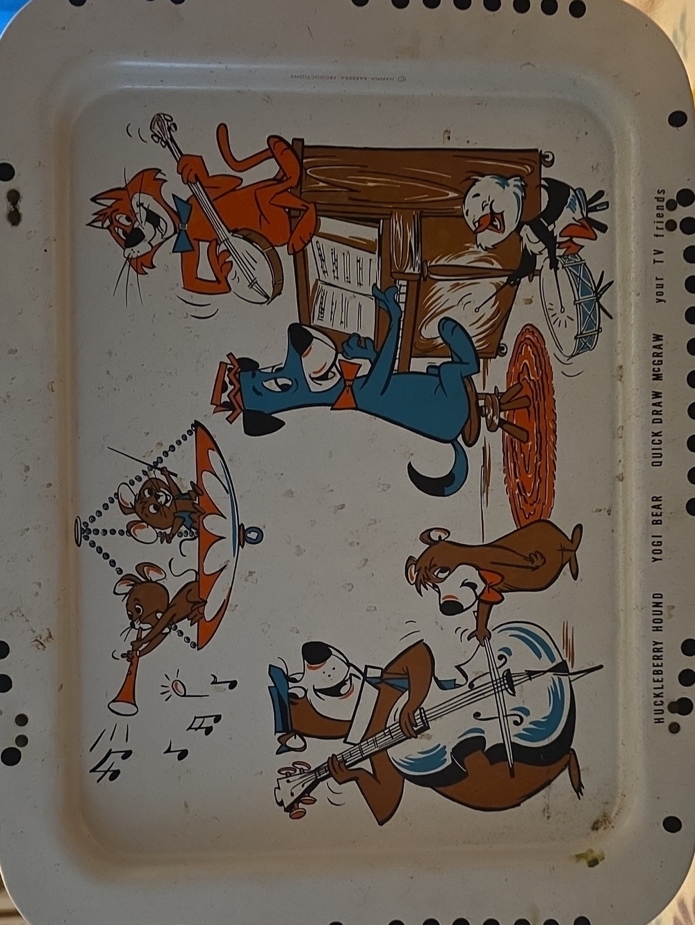 1960s Hanna-Barbera metal TV tray featuring Yogi Bear, Huckleberry Hound, Etc.